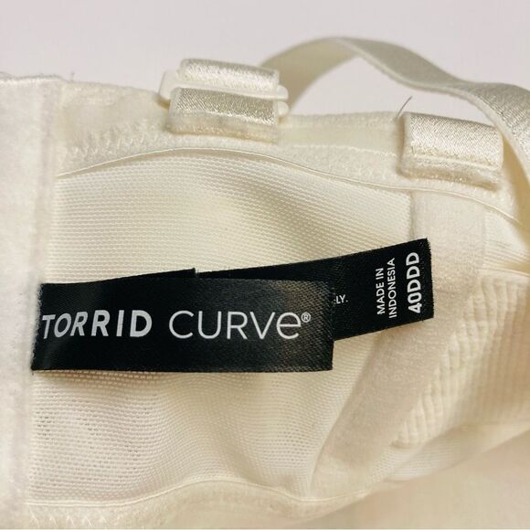 Torrid Bombshell Everyday Strapless Convertible Push Up Bra Plus Size 40DDD NEW - Picture 11 of 12